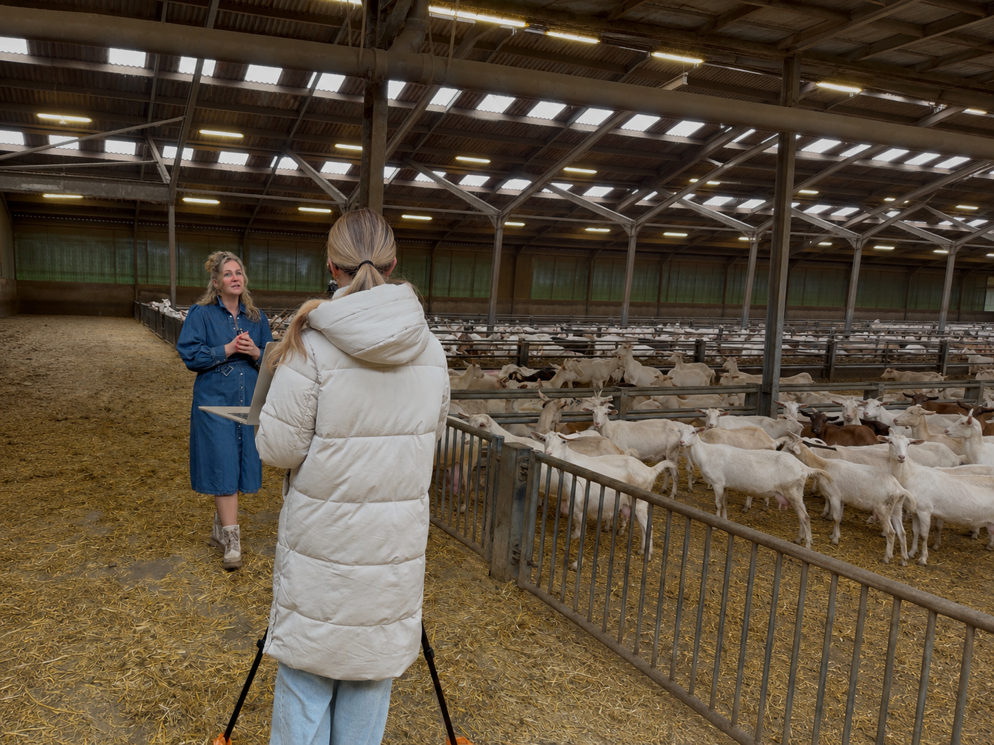 Op de boerderij, camera mee.